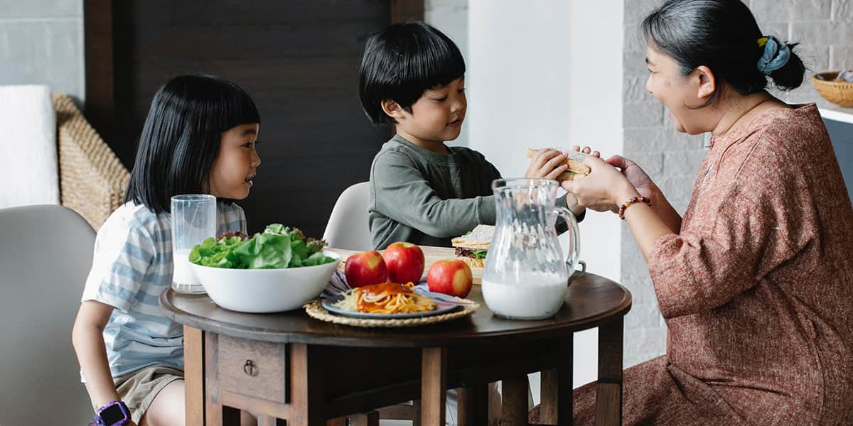 New Year, New Ways to Improve Your Child’s Nutrition