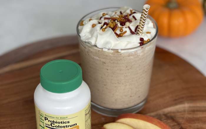 Apple Crisp Smoothie recipe with added vitamins for kids